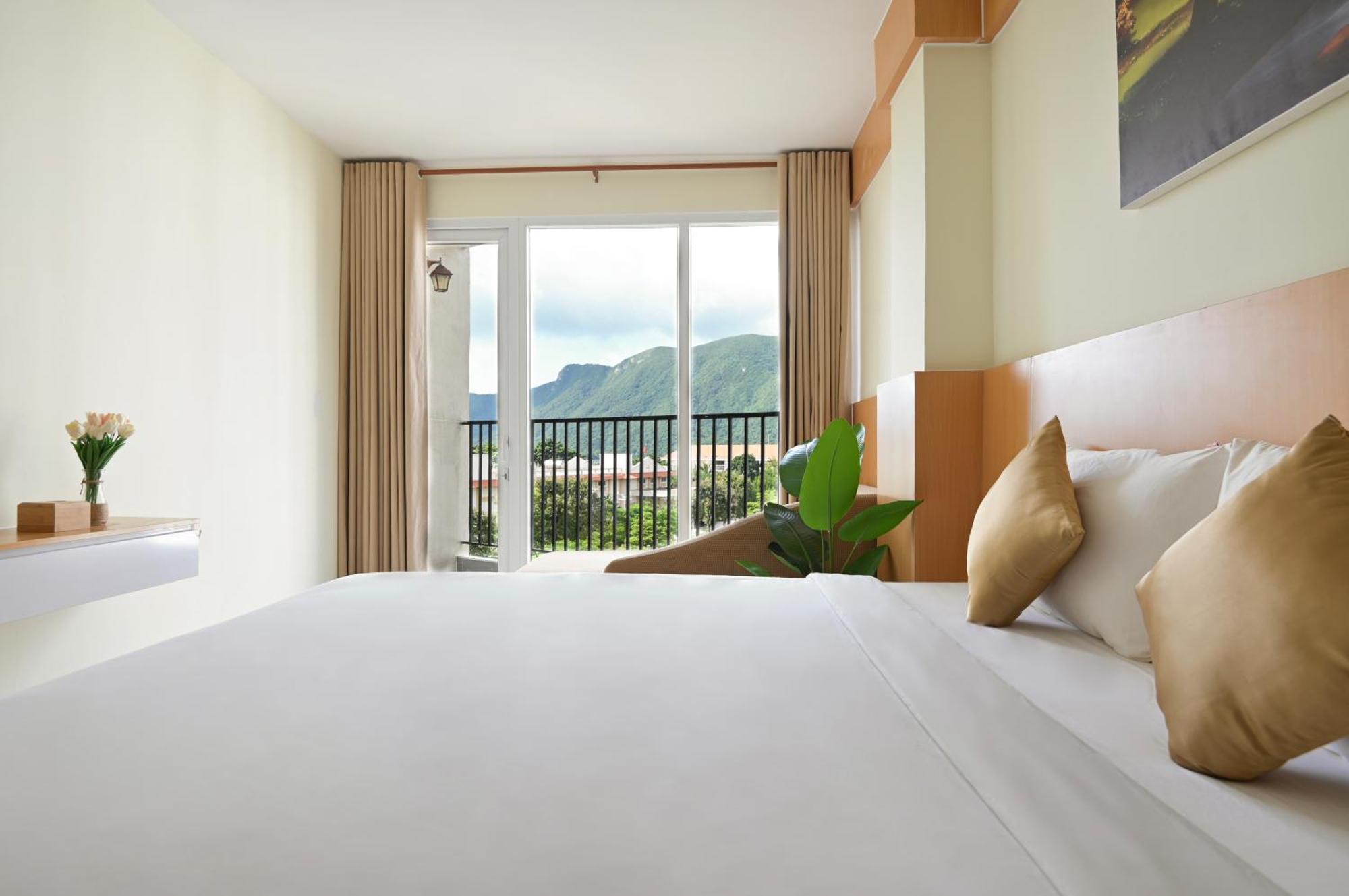 Conson Hotel Chi Khu Co Ong Eksteriør bilde